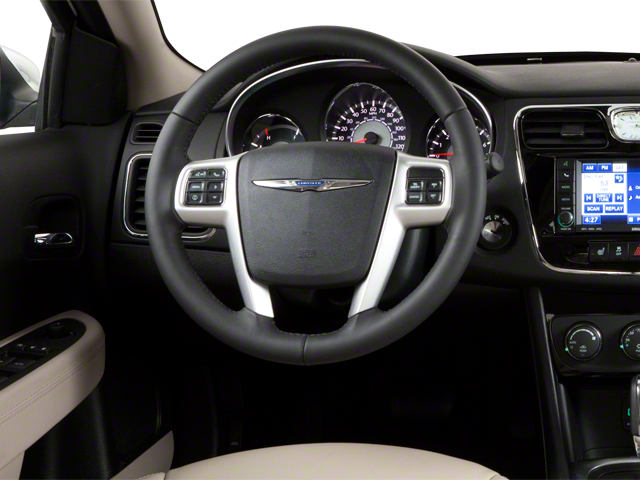 2012 Chrysler 200 Limited