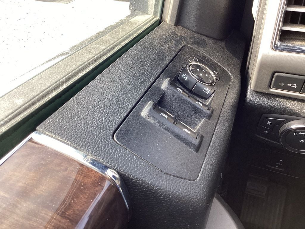 2015 Ford F-150 Platinum