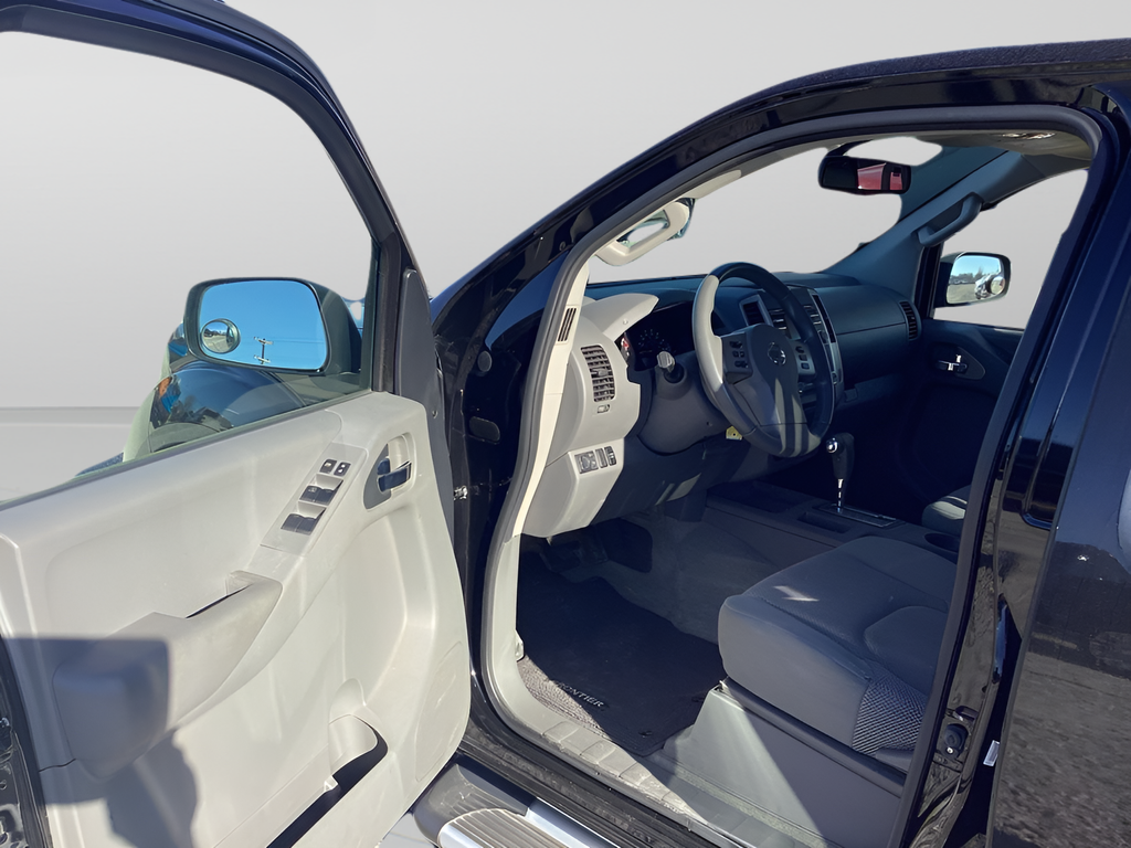 2014 Nissan Frontier SV