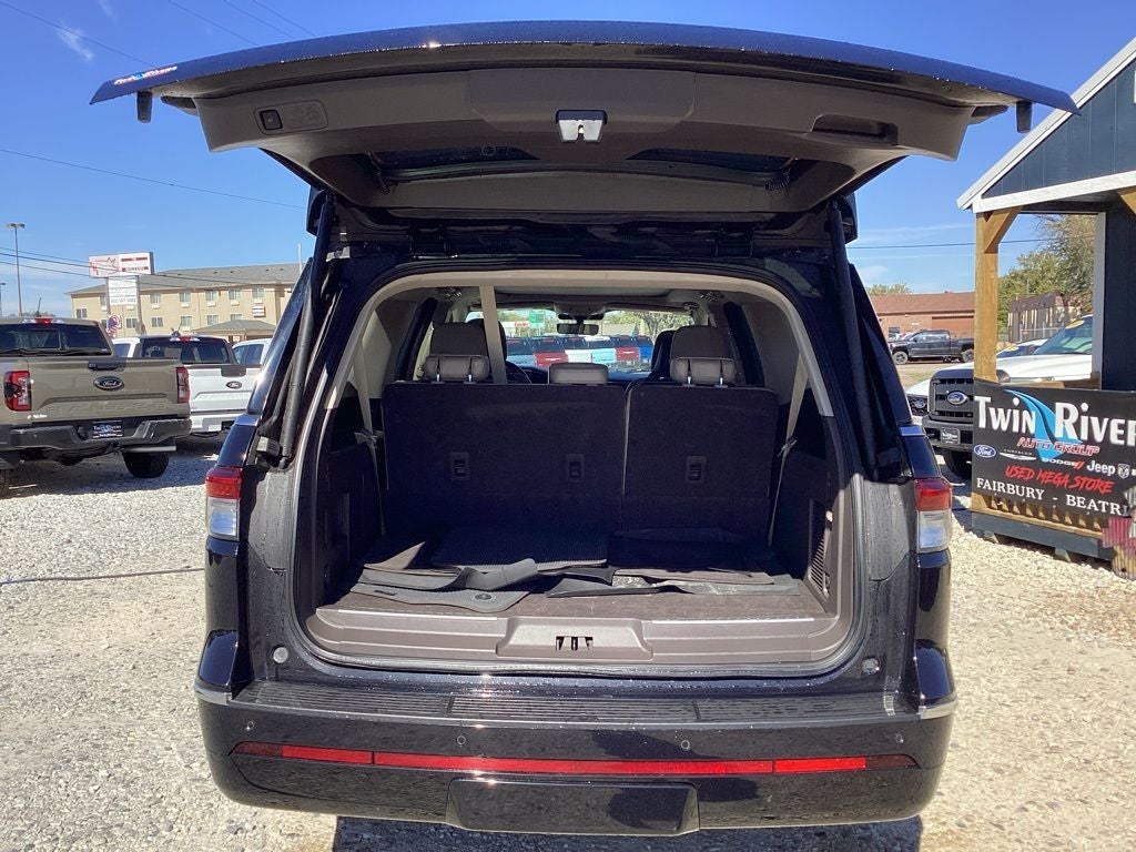 2023 Lincoln Navigator L Reserve