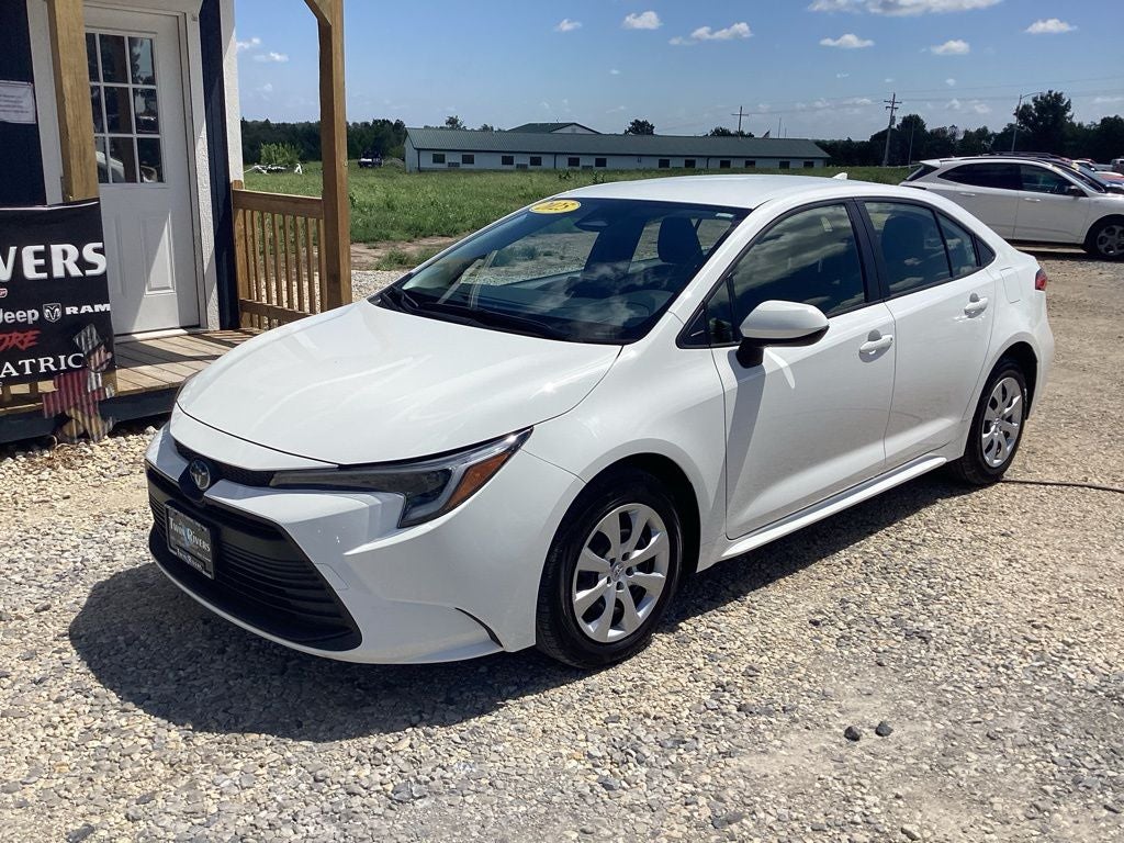 2025 Toyota Corolla Hybrid LE
