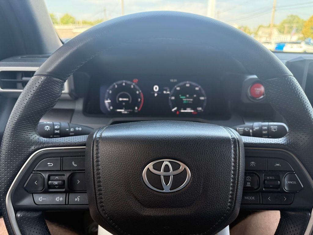 2025 Toyota 4Runner TRD Off-Road