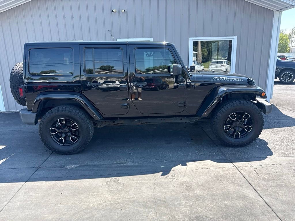 2017 Jeep Wrangler Unlimited Smoky Mountain 4x4