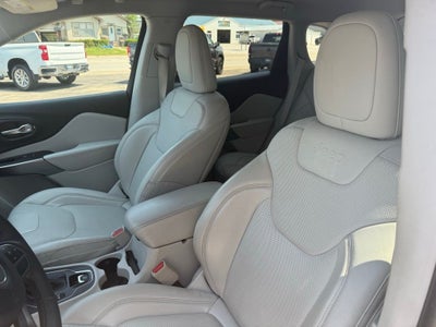 2021 Jeep Cherokee Latitude Lux 4X4