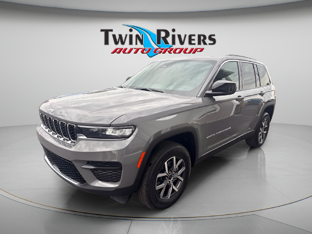 2027 Jeep Grand Cherokee GRAND CHEROKEE LAREDO X 4X4