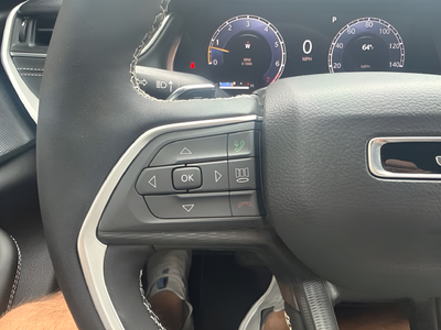 2027 Jeep Grand Cherokee GRAND CHEROKEE LAREDO X 4X4