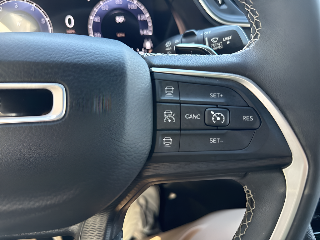 2023 Jeep Grand Cherokee Altitude 4x4