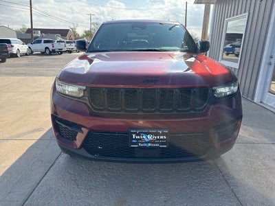 2023 Jeep Grand Cherokee Altitude 4x4