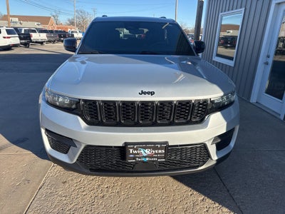 2022 Jeep Grand Cherokee Altitude 4x4