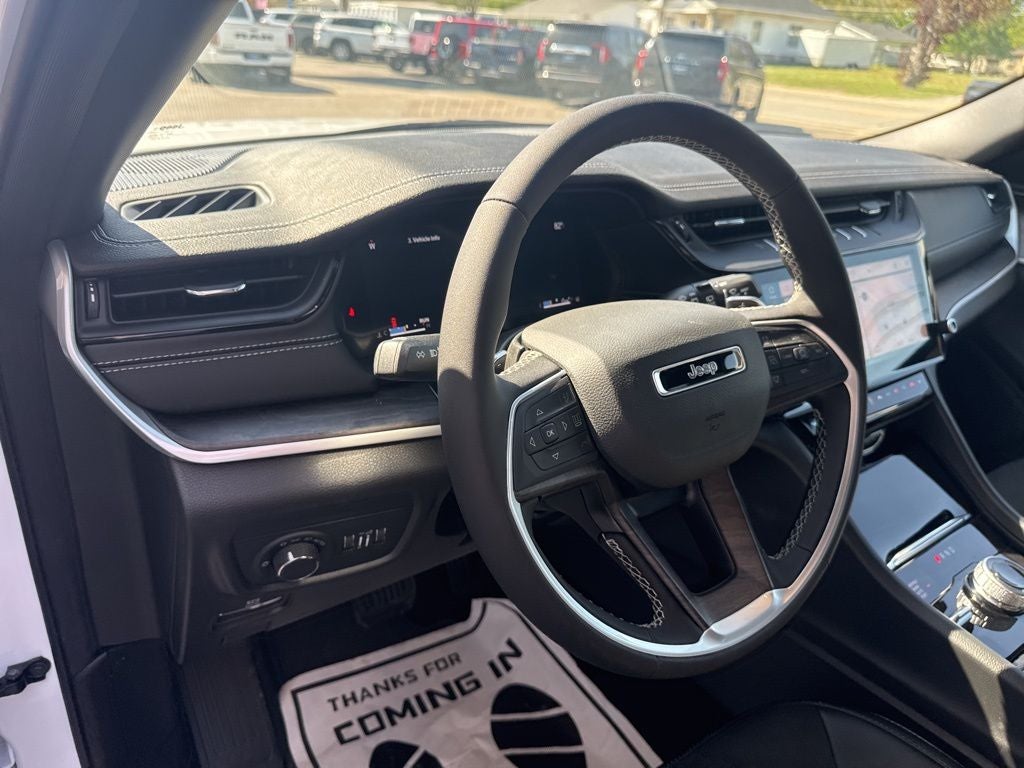 2026 Jeep Grand Cherokee GRAND CHEROKEE LAREDO ALTITUDE 4X4