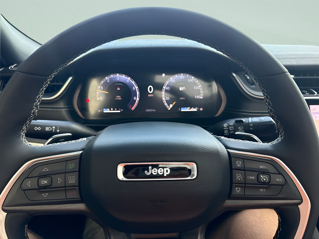 2025 Jeep Grand Cherokee Limited 4x4