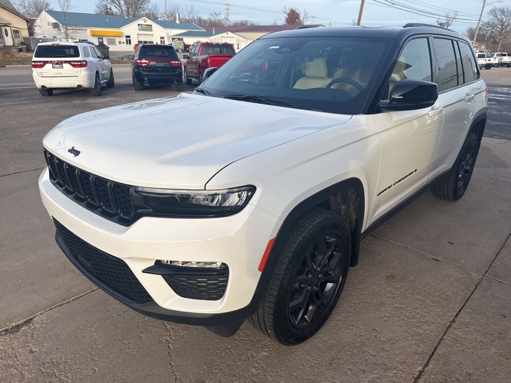 2025 Jeep Grand Cherokee GRAND CHEROKEE LIMITED 4X4