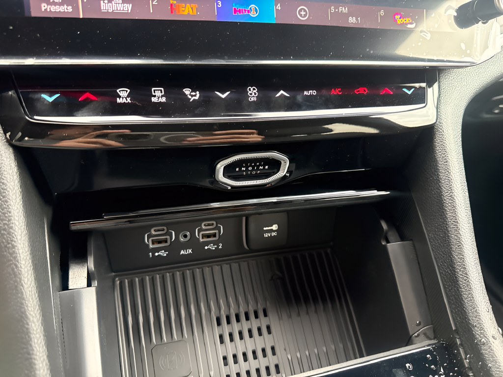 2027 Jeep Grand Cherokee Limited Reserve