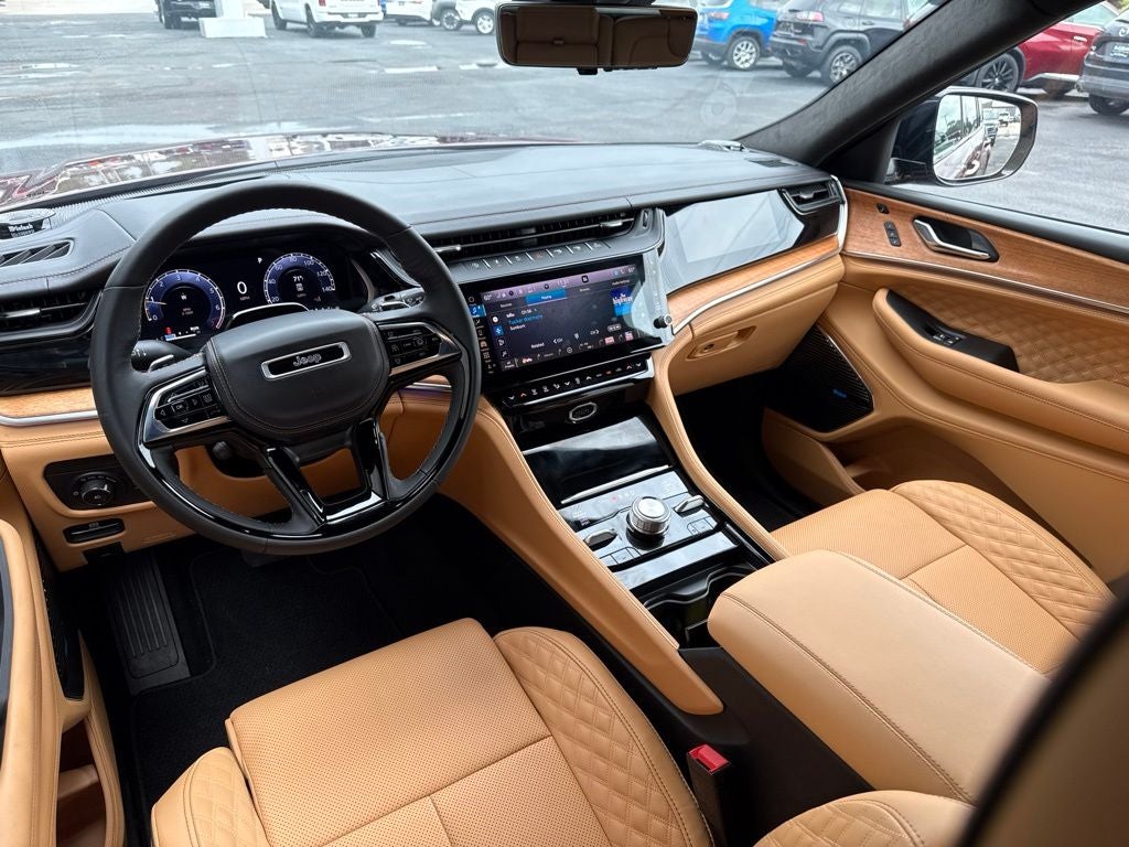 2026 Jeep Grand Cherokee GRAND CHEROKEE SUMMIT 4X4