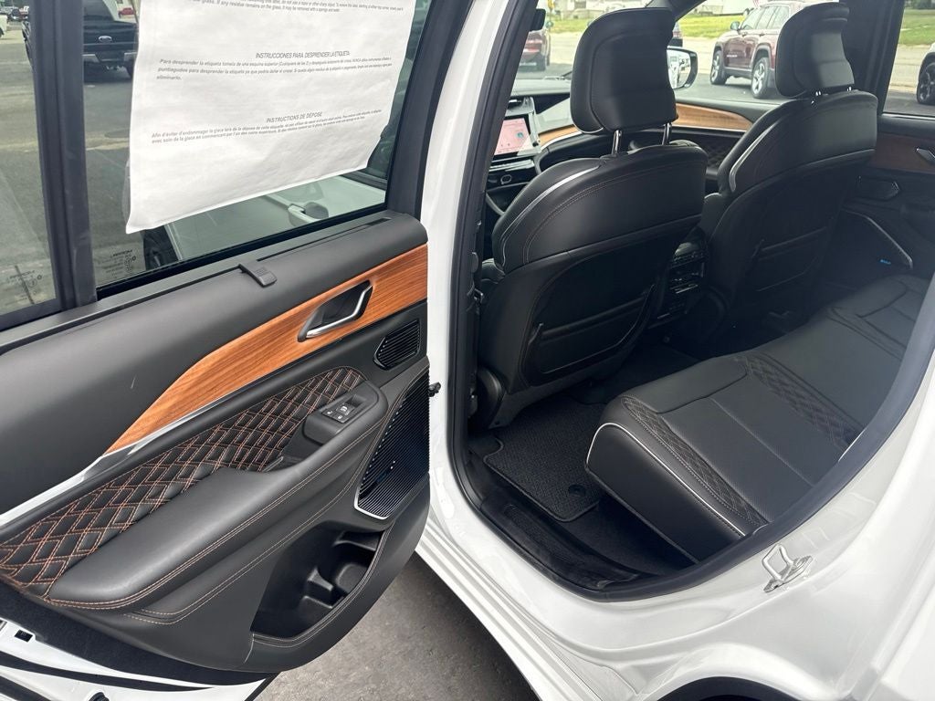 2026 Jeep Grand Cherokee GRAND CHEROKEE SUMMIT 4X4