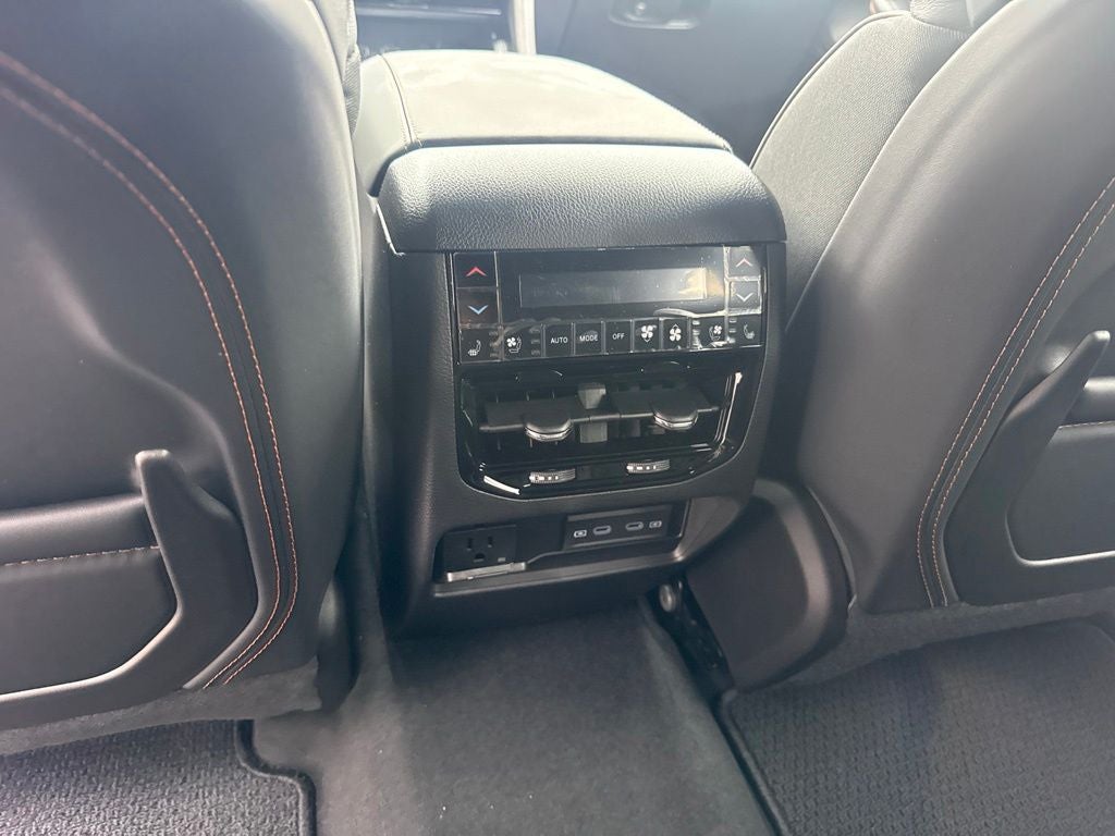 2026 Jeep Grand Cherokee GRAND CHEROKEE SUMMIT 4X4