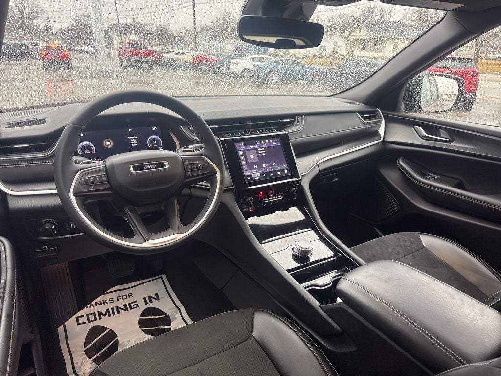 2023 Jeep Grand Cherokee L Altitude 4x4
