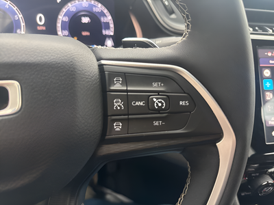 2023 Jeep Grand Cherokee L Altitude 4x4