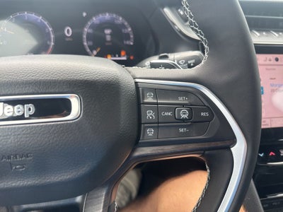 2026 Jeep Grand Cherokee GRAND CHEROKEE L LAREDO ALTITUDE 4X4