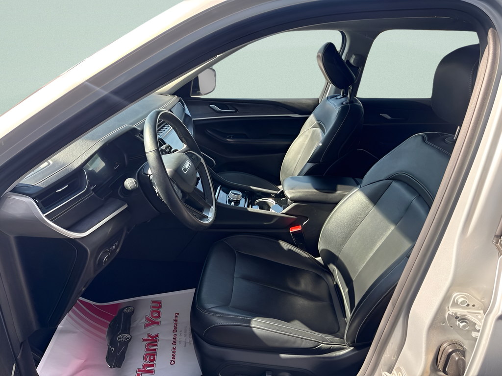 2022 Jeep Grand Cherokee L Limited 4x4