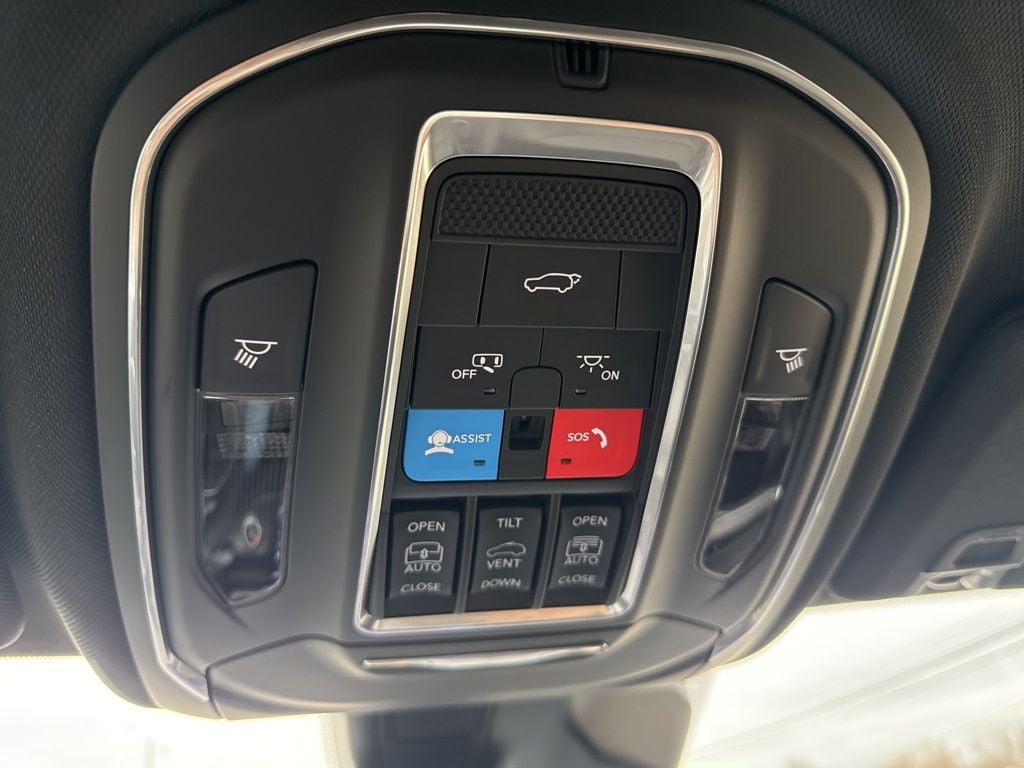 2025 Jeep Grand Cherokee GRAND CHEROKEE L LIMITED 4X4