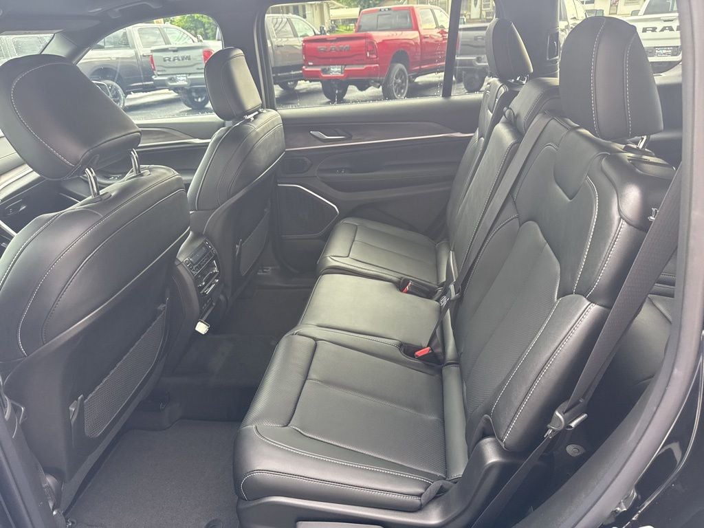 2026 Jeep Grand Cherokee GRAND CHEROKEE L LIMITED RESERVE 4X4