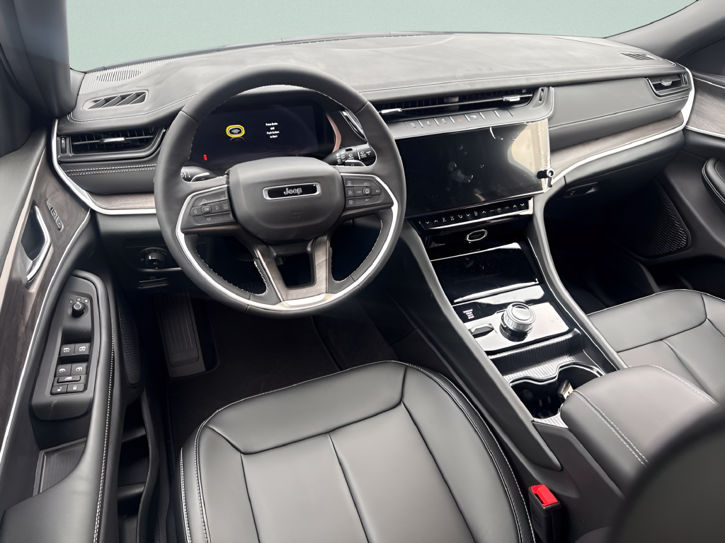2027 Jeep Grand Cherokee GRAND CHEROKEE L LIMITED 4X4