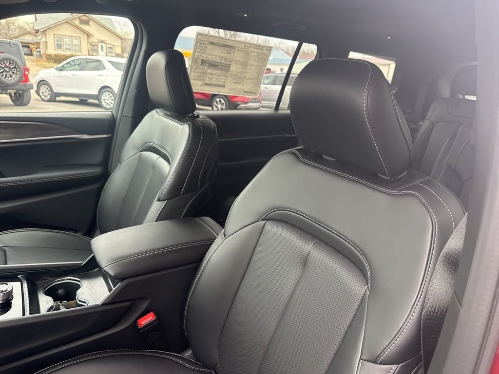 2026 Jeep Grand Cherokee GRAND CHEROKEE L LIMITED 4X4