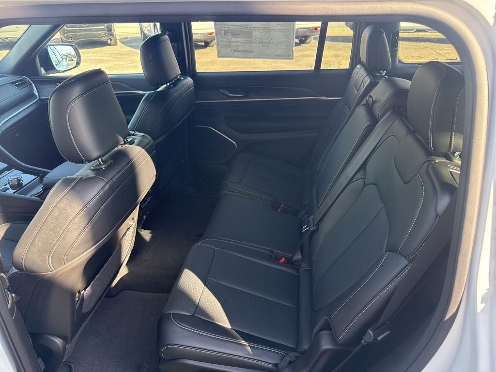 2026 Jeep Grand Cherokee GRAND CHEROKEE L LIMITED RESERVE 4X4