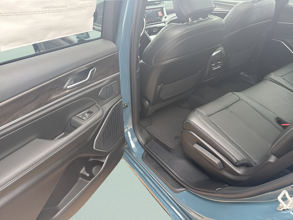 2026 Jeep Grand Cherokee L Limited Reserve 4x4