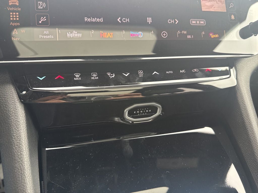 2026 Jeep Grand Cherokee GRAND CHEROKEE L LIMITED RESERVE 4X4