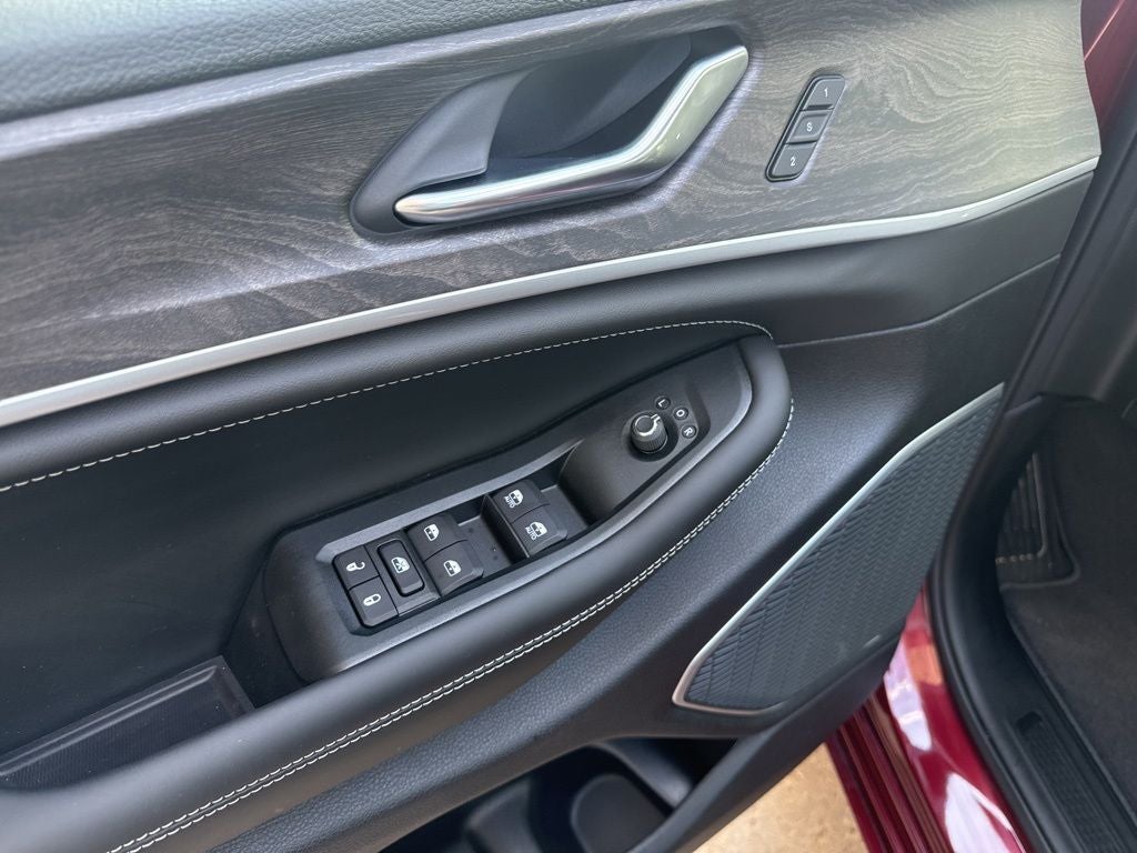 2026 Jeep Grand Cherokee GRAND CHEROKEE L LIMITED RESERVE 4X4