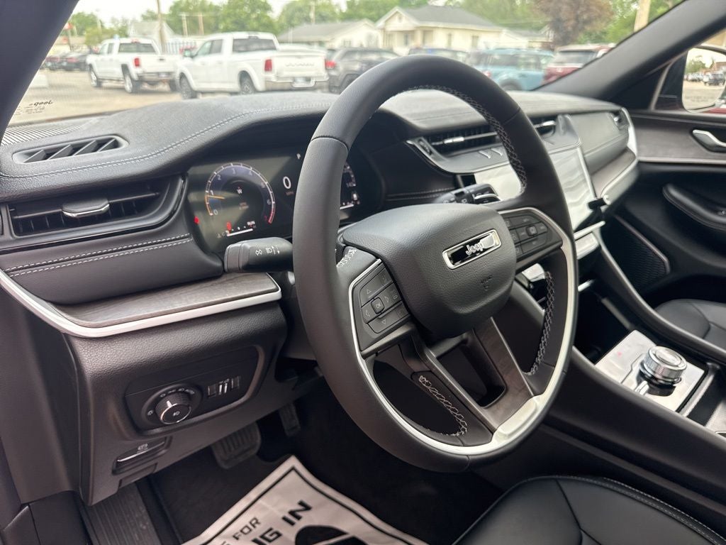2026 Jeep Grand Cherokee GRAND CHEROKEE L LIMITED 4X4