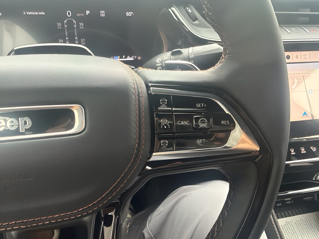 2027 Jeep Grand Cherokee GRAND CHEROKEE L SUMMIT 4X4