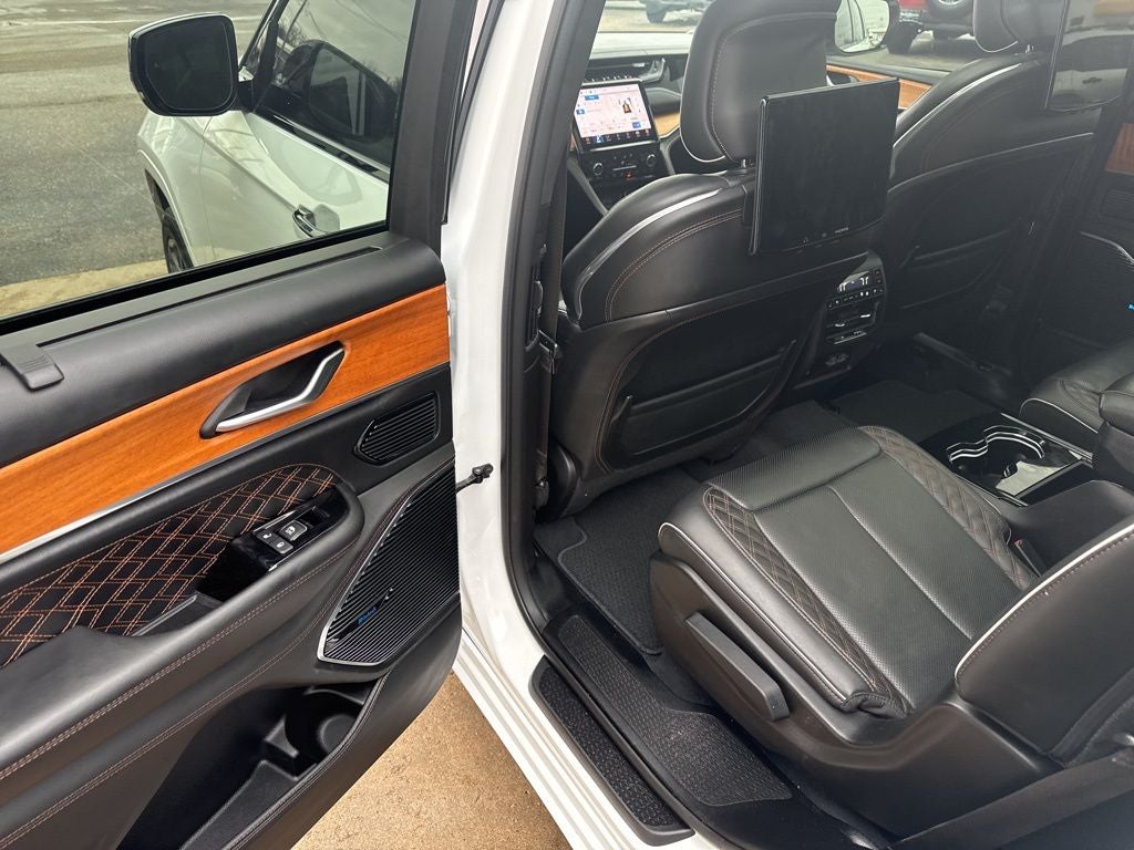 2023 Jeep Grand Cherokee L Summit Reserve 4x4