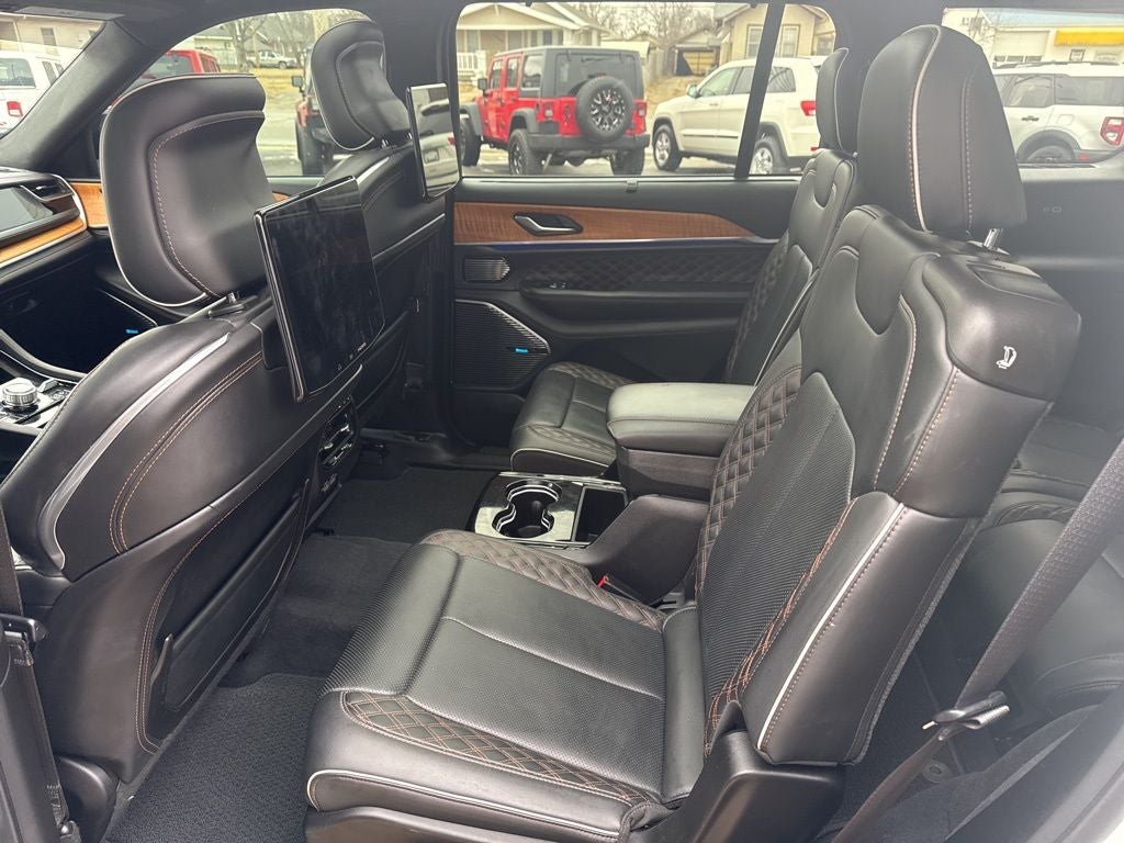 2023 Jeep Grand Cherokee L Summit Reserve 4x4