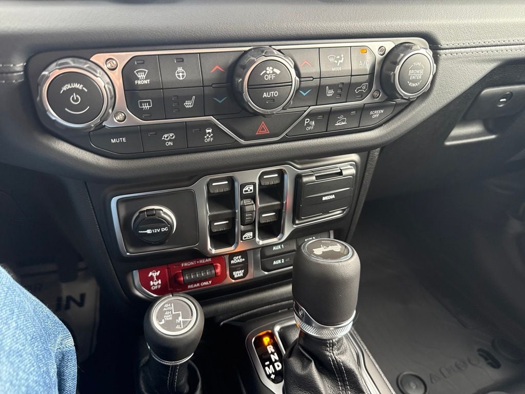 2026 Jeep Wrangler WRANGLER 4-DOOR MOAB 392