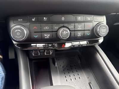 2027 Dodge Durango DURANGO GT HEMI V8 PLUS AWD