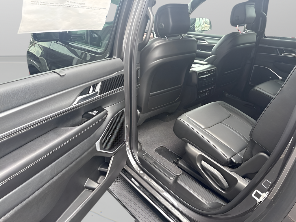 2026 Jeep Grand Wagoneer L GRAND WAGONEER L LIMITED ALTITUDE 4X4