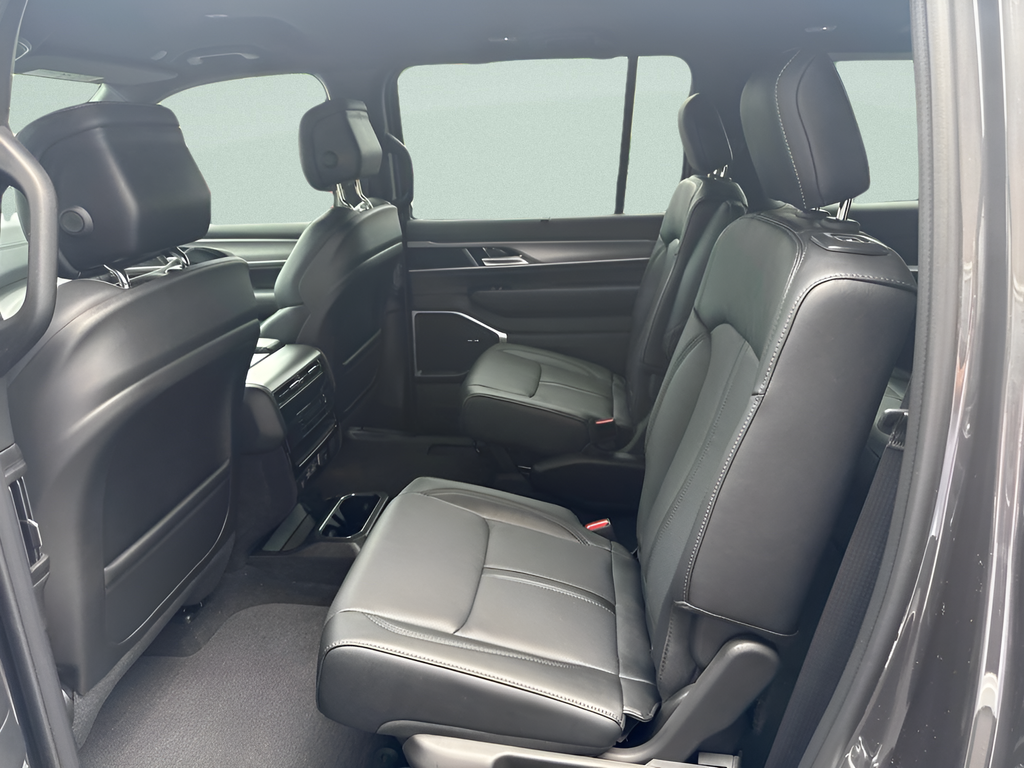 2026 Jeep Grand Wagoneer L GRAND WAGONEER L LIMITED ALTITUDE 4X4