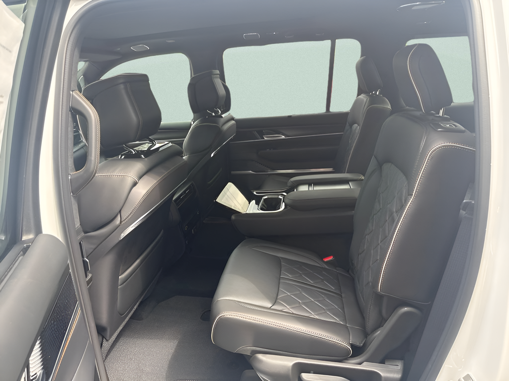 2026 Jeep Grand Wagoneer L GRAND WAGONEER L SUMMIT RESERVE 4X4