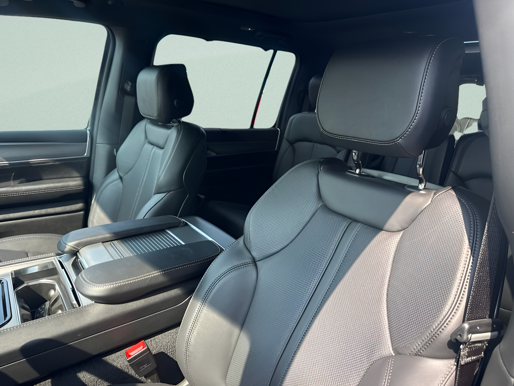 2026 Jeep Grand Wagoneer GRAND WAGONEER LIMITED RESERVE 4X4