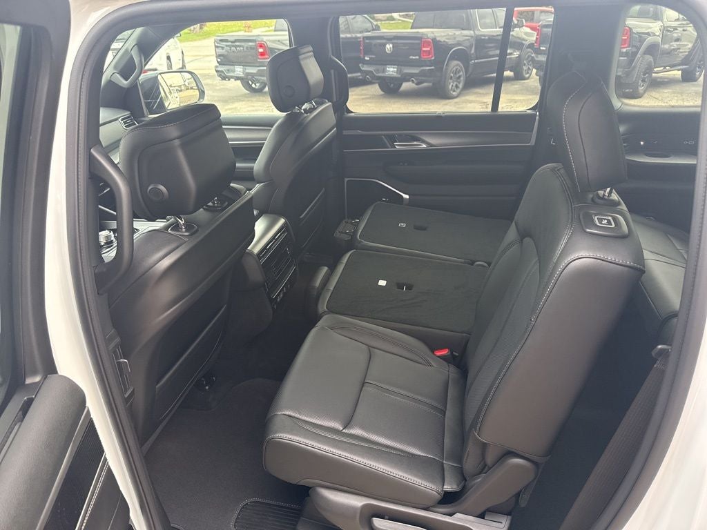 2026 Jeep Grand Wagoneer GRAND WAGONEER LIMITED RESERVE 4X4