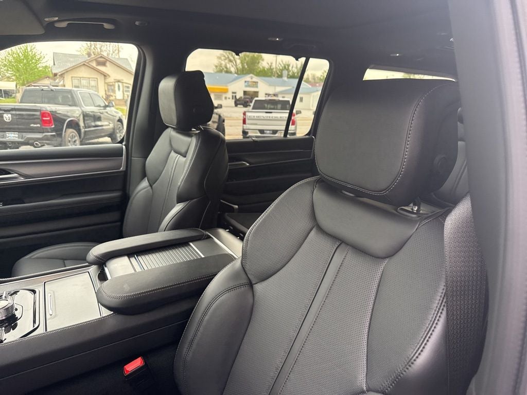 2026 Jeep Grand Wagoneer GRAND WAGONEER LIMITED RESERVE 4X4