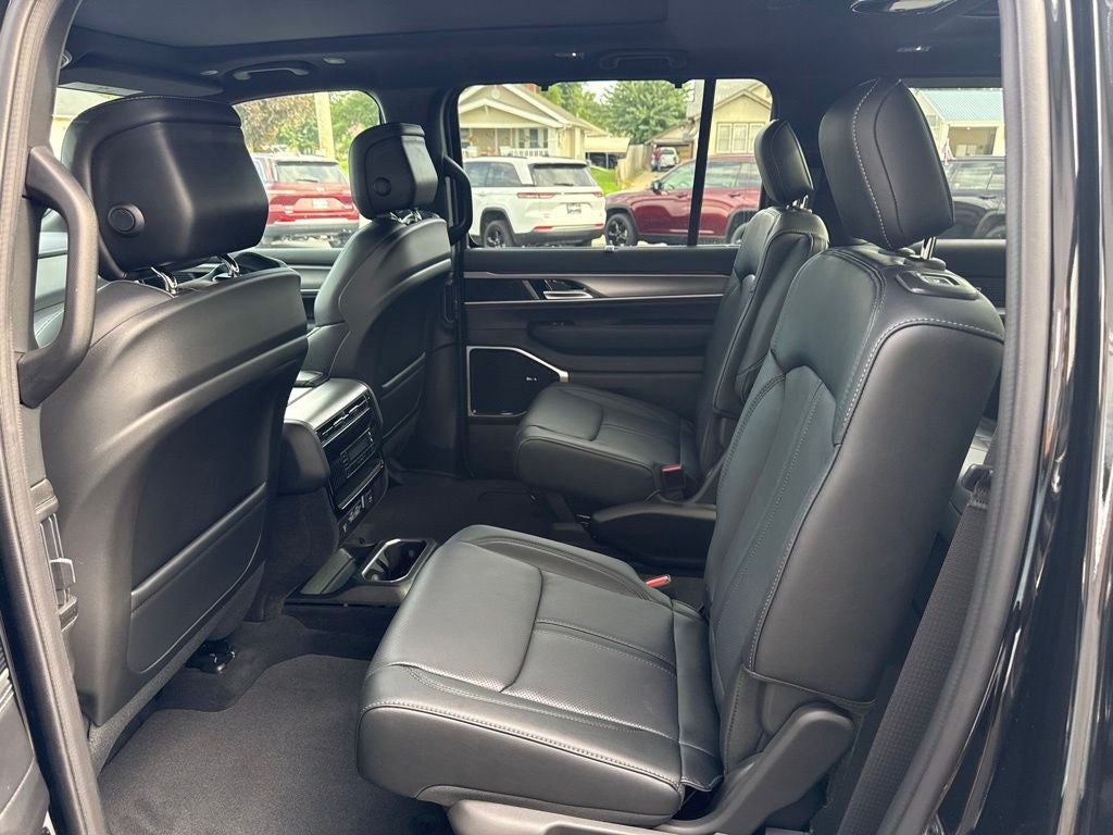 2026 Jeep Grand Wagoneer GRAND WAGONEER LIMITED RESERVE 4X4