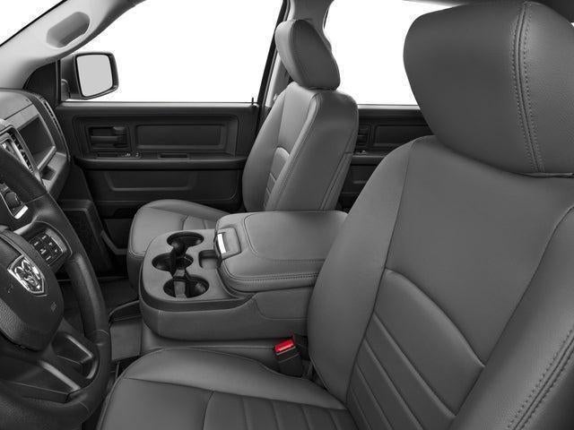 2017 RAM 1500 Express Crew Cab 4x4 5'7' Box