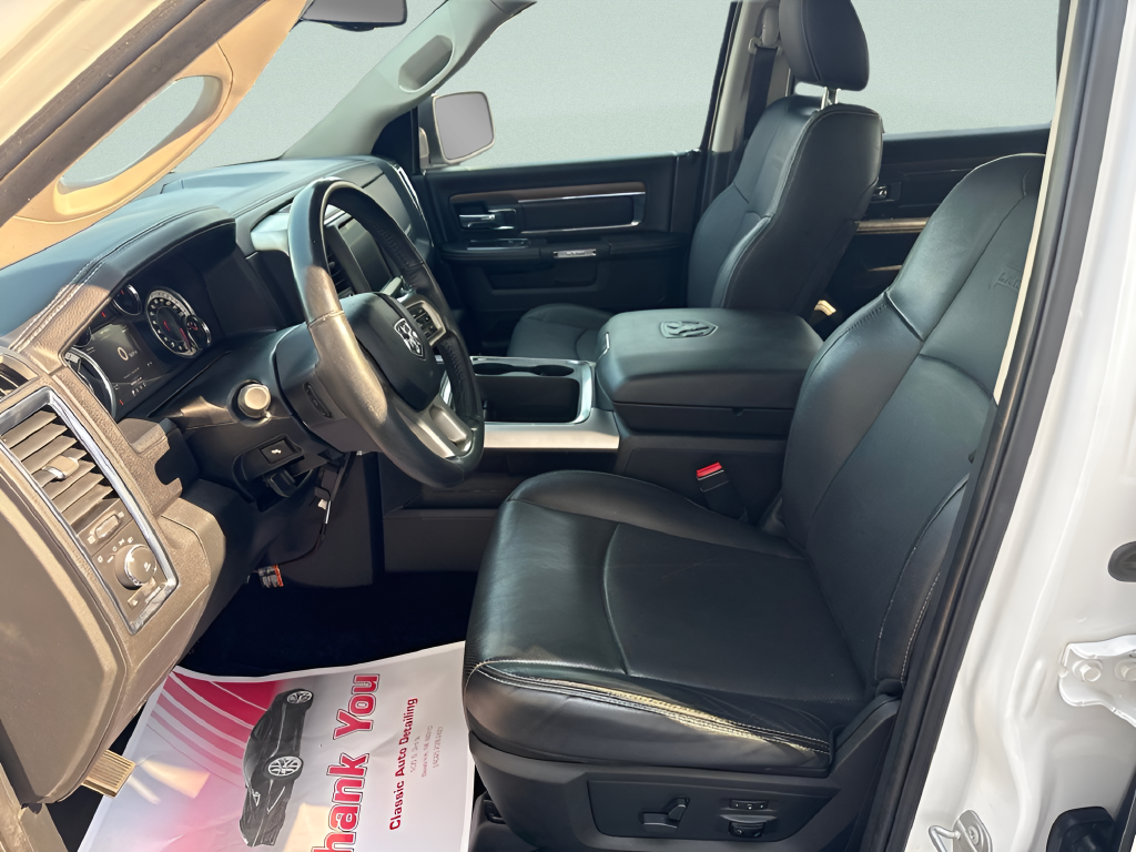 2017 RAM Ram 1500 Laramie Crew Cab 4x4 5'7' Box