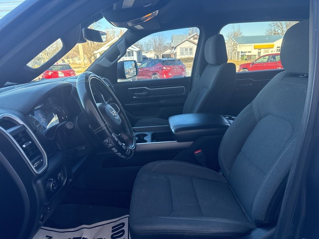 2020 RAM 1500 Big Horn Crew Cab 4x4 5'7' Box