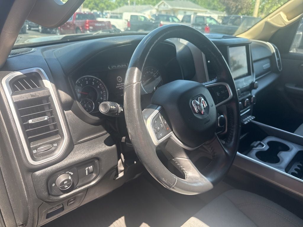 2020 RAM 1500 Big Horn Crew Cab 4x4 5'7' Box