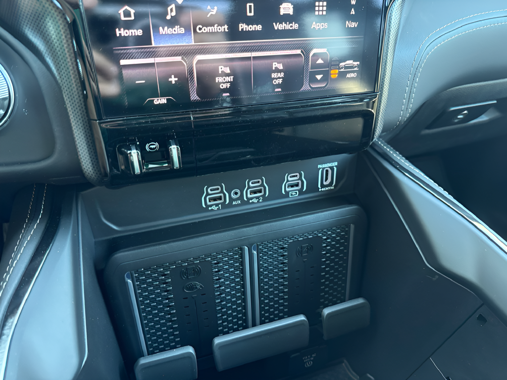 2027 RAM Ram 1500 RAM 1500 LIMITED CREW CAB 4X4 5'7' BOX